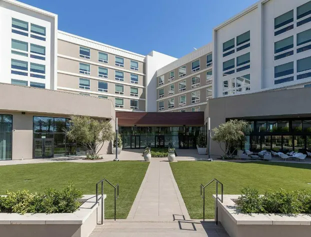 Le Méridien Pasadena Arcadia hotel detail image 2