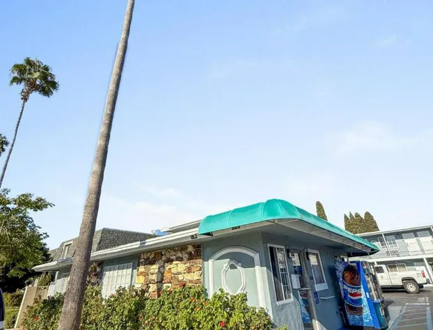 Super 7 Motel hotel detail image 1