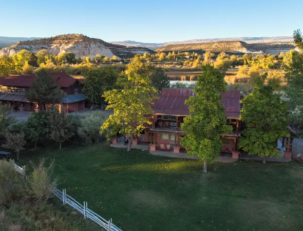 Boulder Mountain Lodge hotel detail image 2