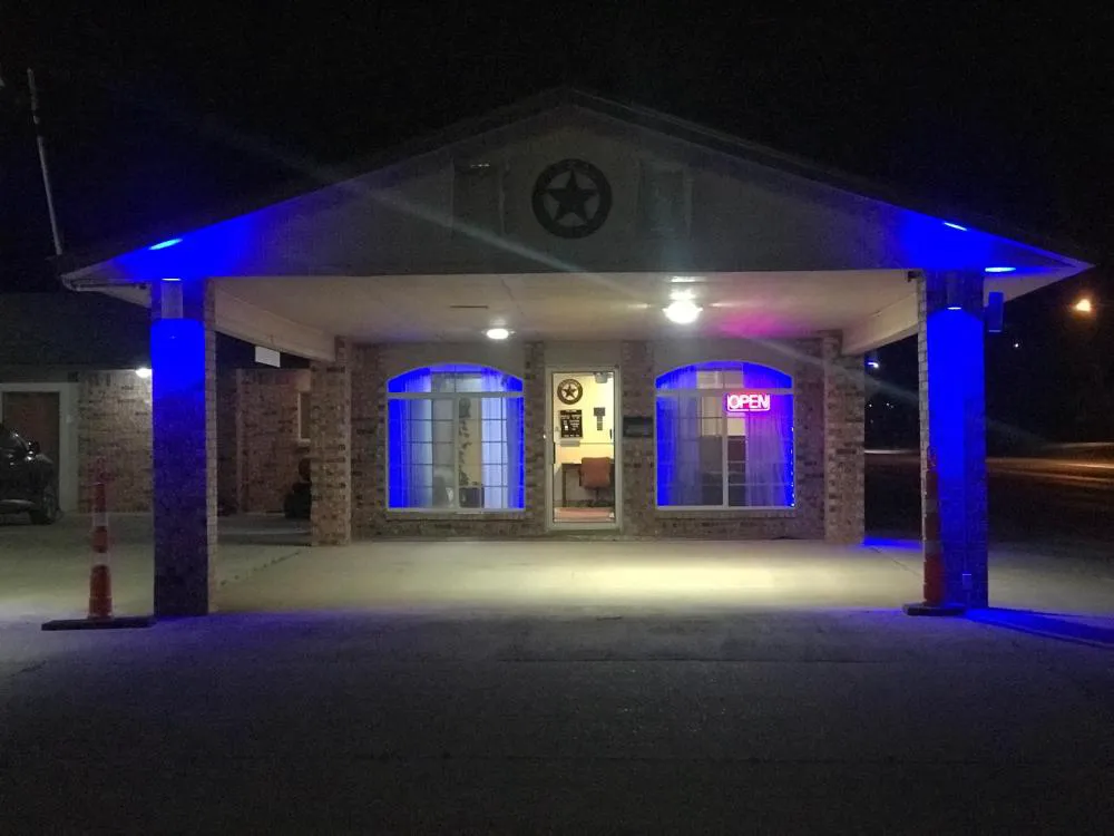 Stamford Inn hotel hero