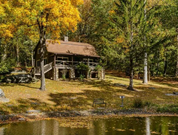 Eagle's Rest Lodge hotel detail image 1
