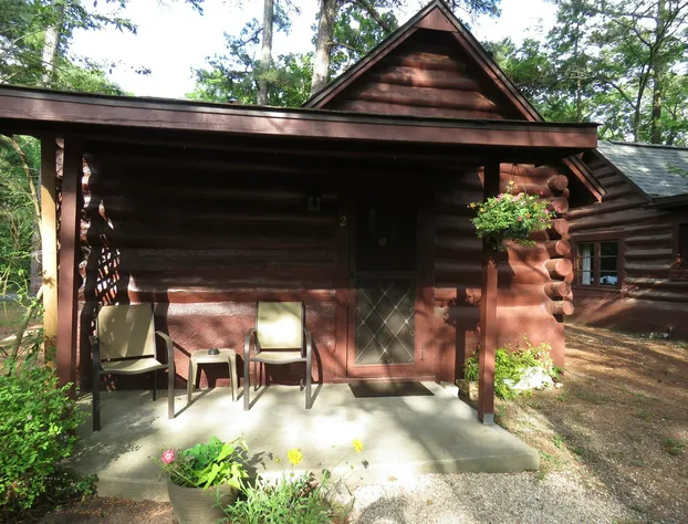 Tall Pines Inn hotel detail image 2