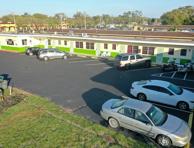 Sandman Inn Motel hotel detail image 3