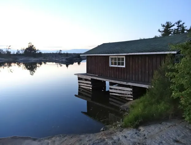 Gwanatchewan Cottage - Private Island hotel detail image 1