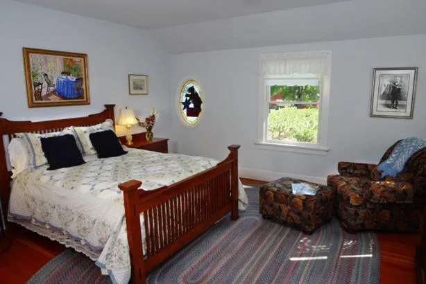 Bear Flag Inn hotel detail image 4