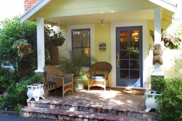 Bear Flag Inn hotel detail image 2