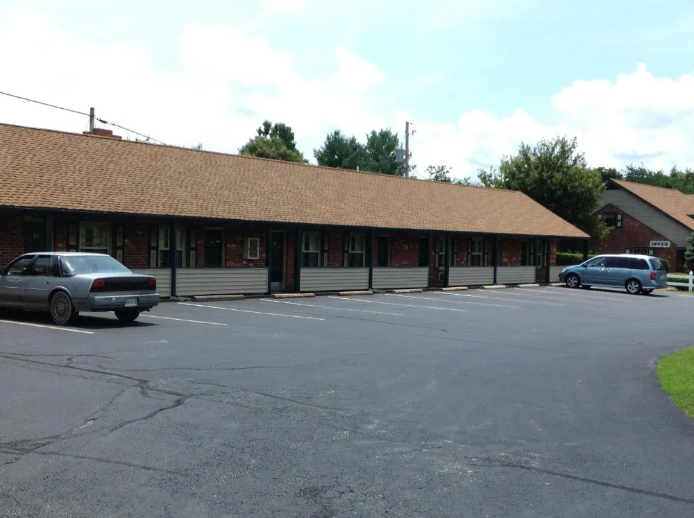 Village Inn hotel hero