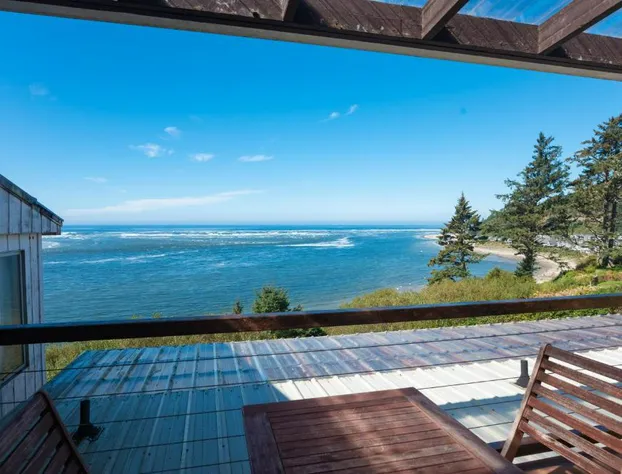 Terimore Bayfront Inn hotel detail image 4