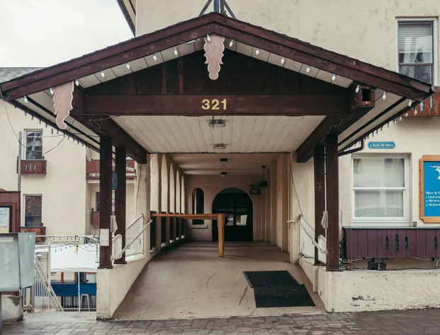 Adventure Inn hotel detail image 4