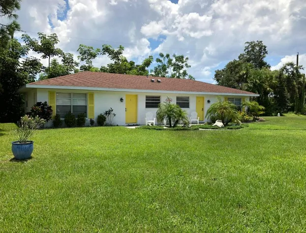 Addys Villas hotel detail image 1