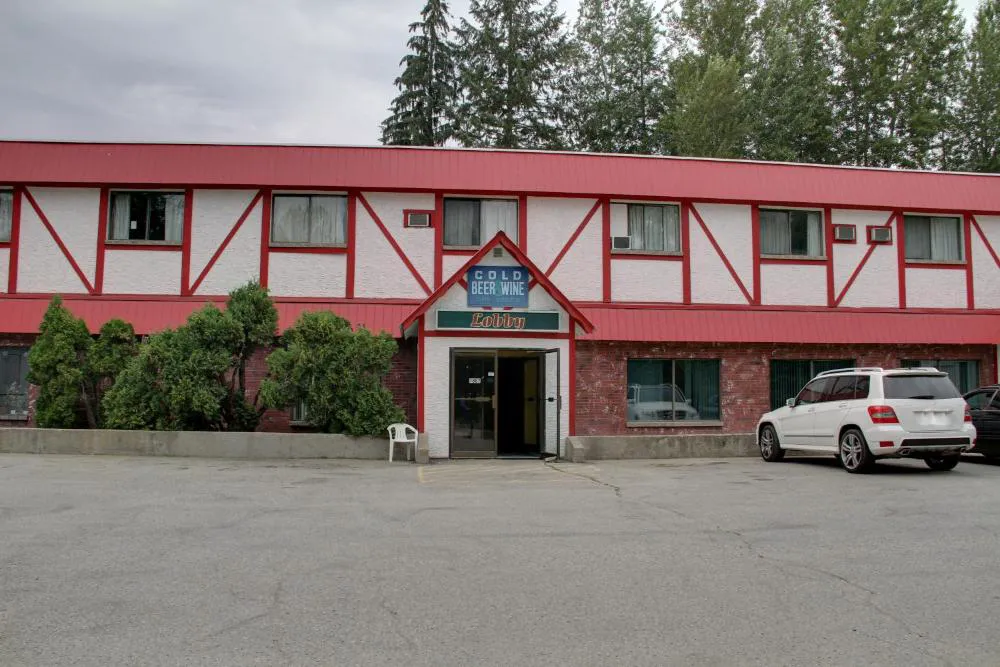 Villager's Inn hotel hero