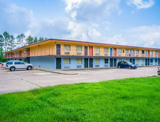 Economy Inn Livingston By OYO TX US 59 hotel detail image 3