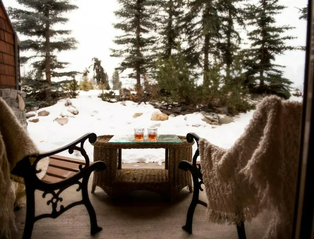 A Bear and Bison Inn hotel detail image 2