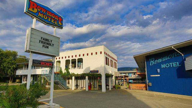 Bowmont Motel hotel detail image 2