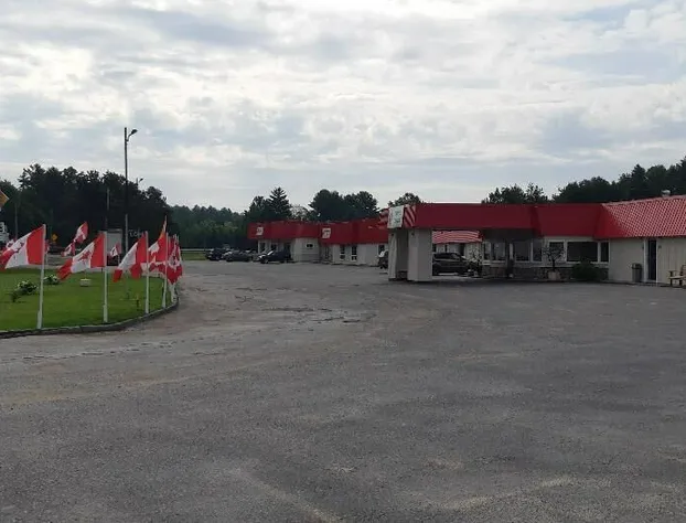 The Village Inn Motel hotel detail image 2