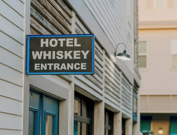 Hotel Whiskey in Pass Christian hotel detail image 1