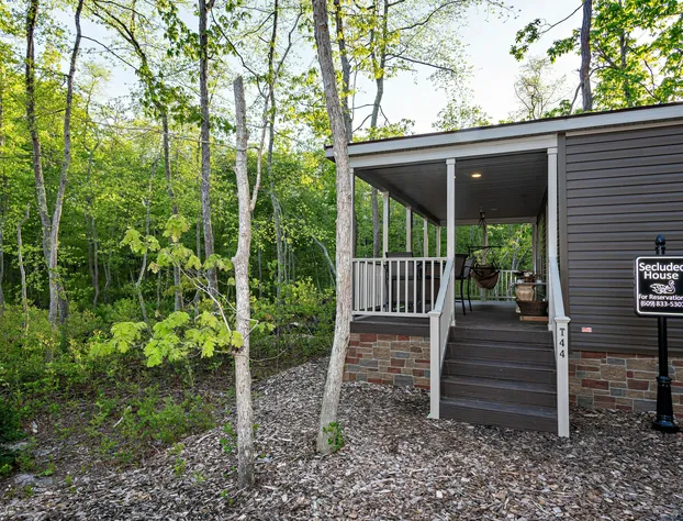 Swan Lake Resort Rentals hotel detail image 2