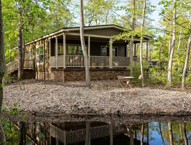 Swan Lake Resort Rentals hotel detail image 3