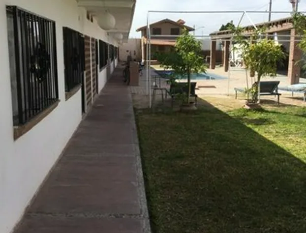 Las Flores Hotel y Cabañas hotel detail image 4