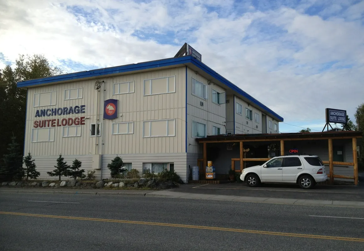 Anchorage Suites Lodge hotel hero