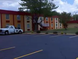 Magnuson Hotel Benton hotel hero