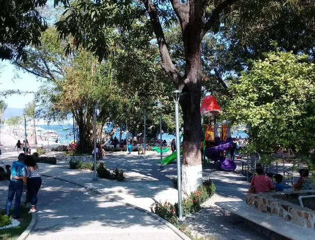 Hotel de los reyes hotel detail image 2