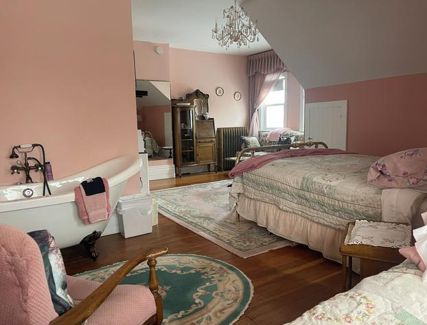 Wakamow Heights Bed & Breakfast hotel detail image 4
