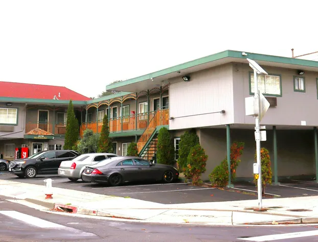 Value Inn hotel detail image 4