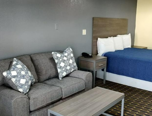 AmeriStay Inn &Suites hotel detail image 2