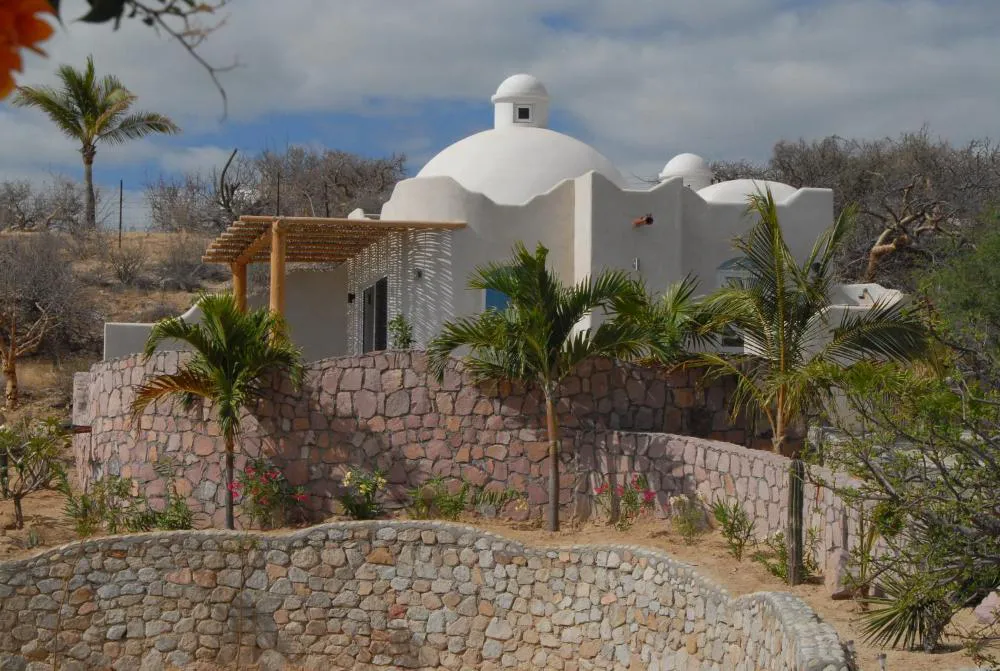 Ventana Bay Resort hotel hero