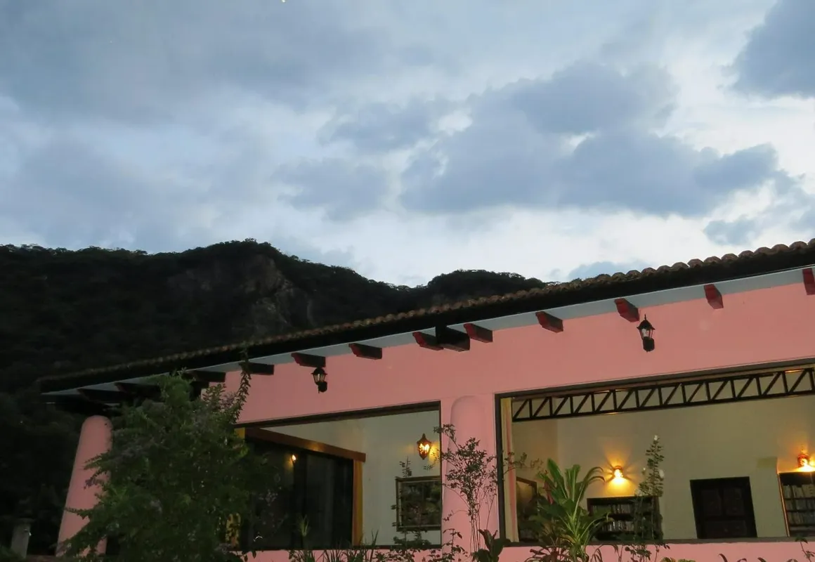 Agua Blanca hotel hero