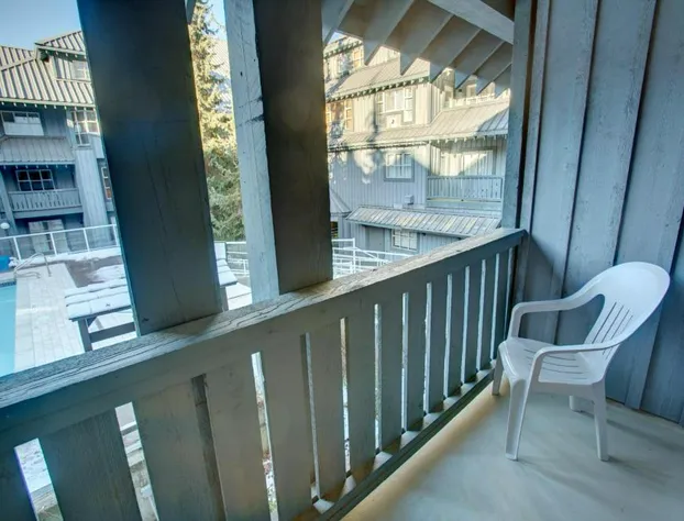 Glacier Lodge hotel detail image 3