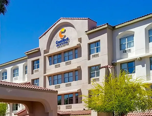 Comfort Inn & Suites Tempe Phoenix Sky Harbor Airport hotel detail image 1