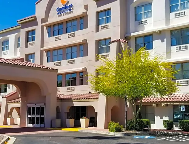 Comfort Inn & Suites Tempe Phoenix Sky Harbor Airport hotel detail image 4
