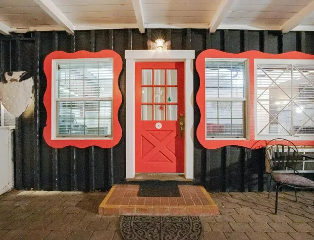 Arrowhead Tree Top Lodge hotel detail image 4