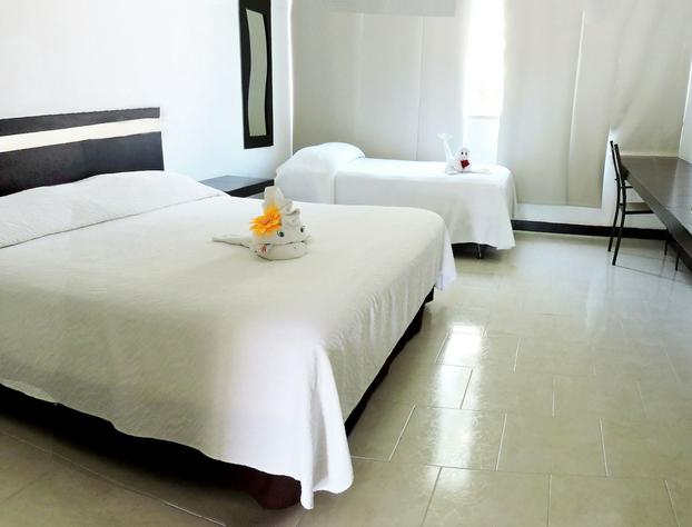 Hotel Plaza Playa - Near Playa del Carmen Main Beach hotel detail image 3