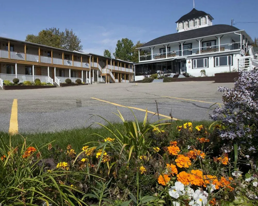 Hotel - Motel Georges hotel hero