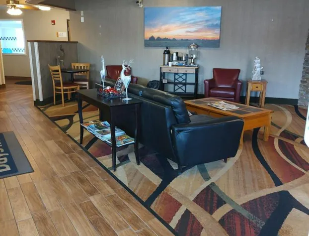 Days Inn & Suites by Wyndham Fargo 19th Ave/Airport Dome hotel detail image 2