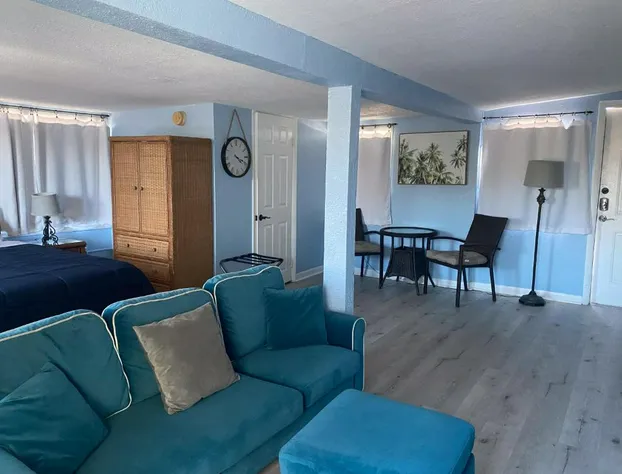 Oasis Palms hotel detail image 2