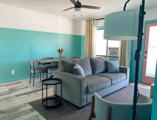 Oasis Palms hotel detail image 4