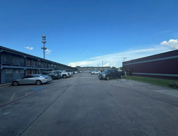 spanish trails inn hotel detail image 4