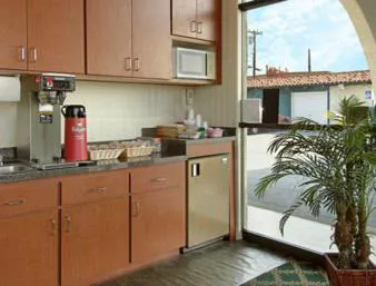 Sunset Inn hotel detail image 3