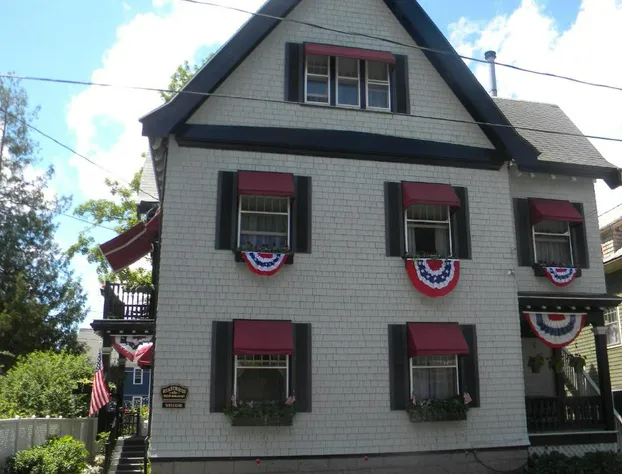 Hearthside Inn hotel detail image 3