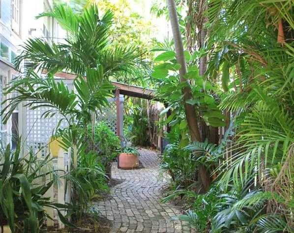 Green Island Inn hotel detail image 3