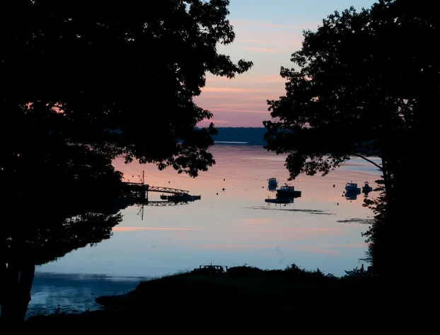 Coveside Bed & Breakfast hotel detail image 2