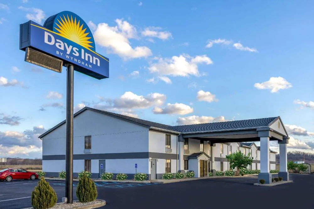 Days Inn by Wyndham Grayson hotel hero