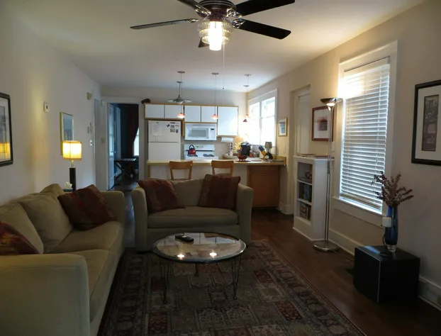 Greenwood Bed and Breakfast hotel detail image 3