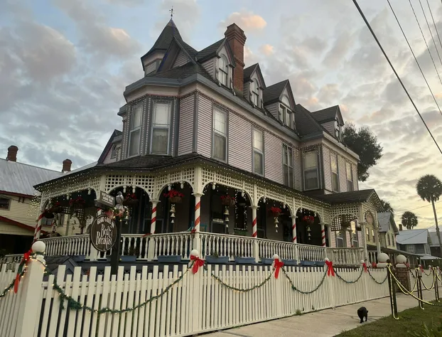 Grand Gables Inn Bed & Breakfast hotel detail image 4
