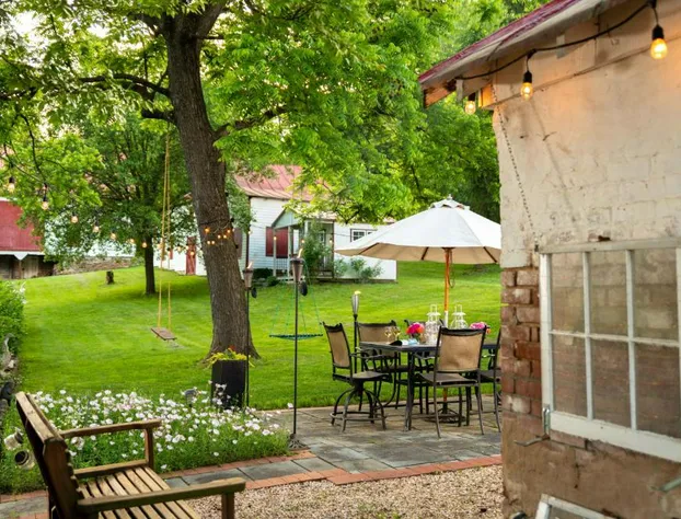 South Court Inn hotel detail image 1