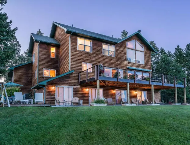 Outlook Inn Bed and Breakfast hotel detail image 1